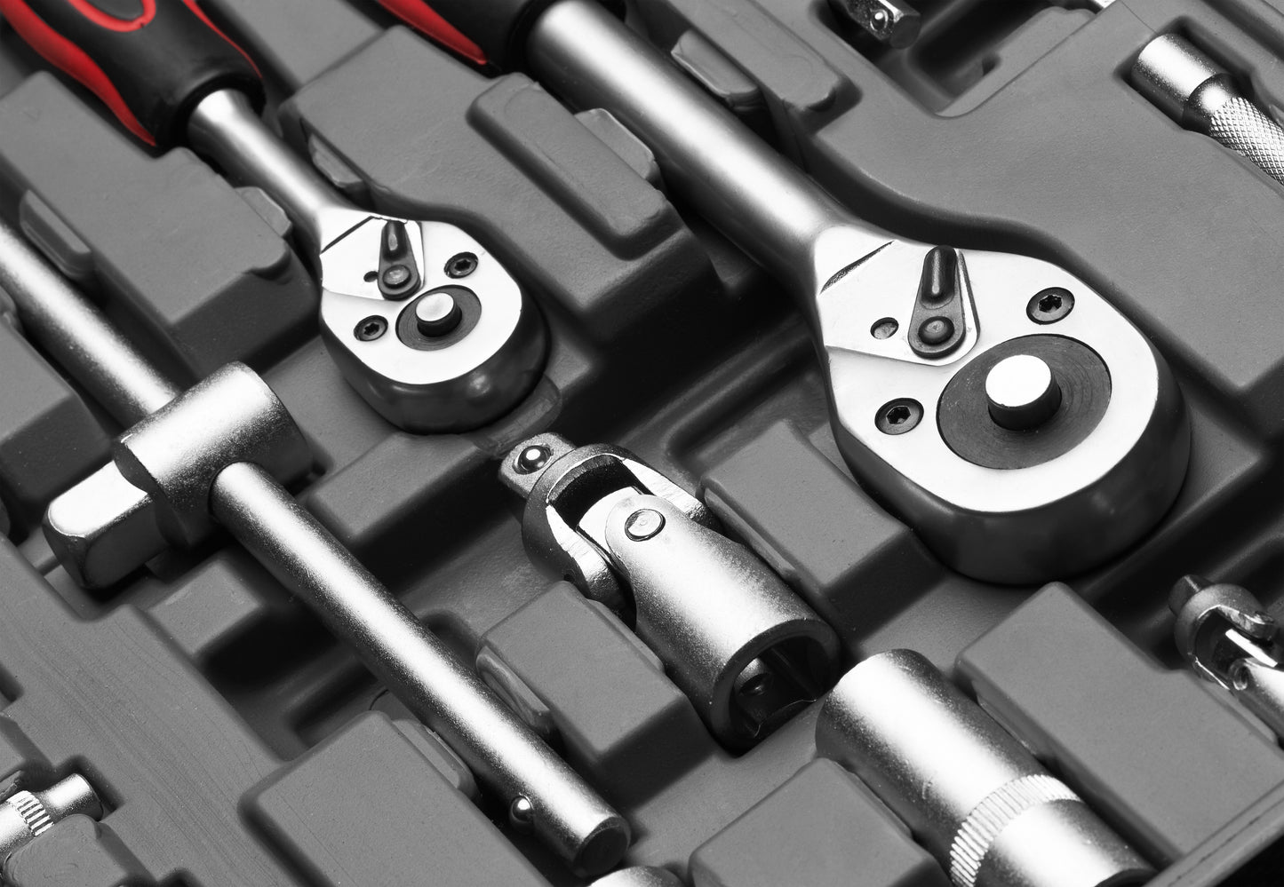 94pcs Ratchet Wrench Socket Set